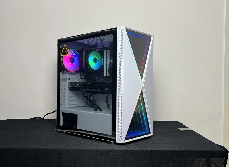 Gaming PC (NEU) – RTX 5060 | Ryzen 5 5500 - Weiß